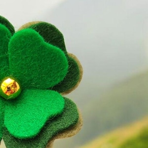 Four Leaf Clover Felt Pin/Brooch, St. Patrick&#39;s Day