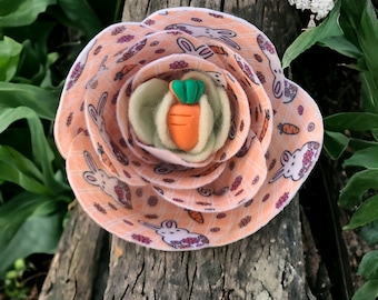 Felt Easter/Spring Flower Brooch/Pin, Bunny & Carrots