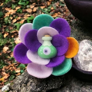 Cute Halloween Eyeball Potion,Felt Flower Pin, Kawaii Pin, Brooch Kawaii Fashion