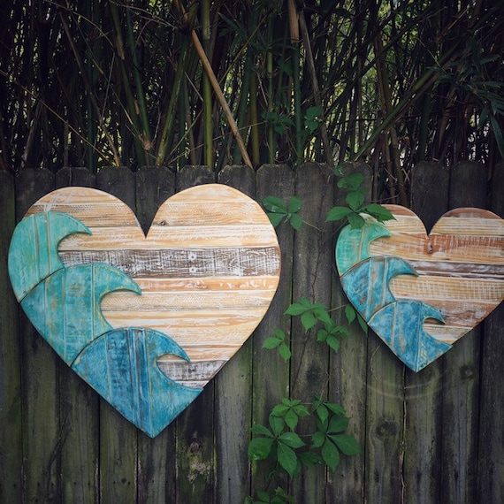 Decorazione da parete cuore color in legno di recupero