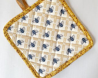 Honey Bees Cork and Cotton Pot Holder- vegan, sustainable, washable, three layer