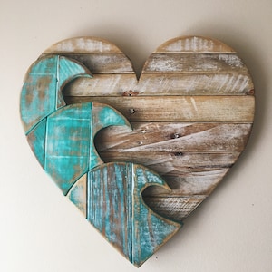 Décoration d'intérieur coeur vague bleu turquoise : bois de récupération rustique pour thèmes plage, île et thème nautique