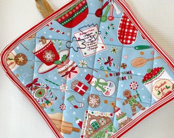 Gingerbread House Cork and Cotton Pot Holder- vegan, sustainable, washable, three layer