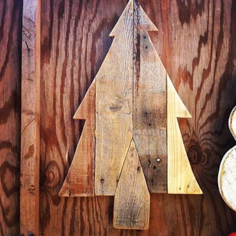 Christmas Wood Trees wall hangers pallet wood garland Etsy