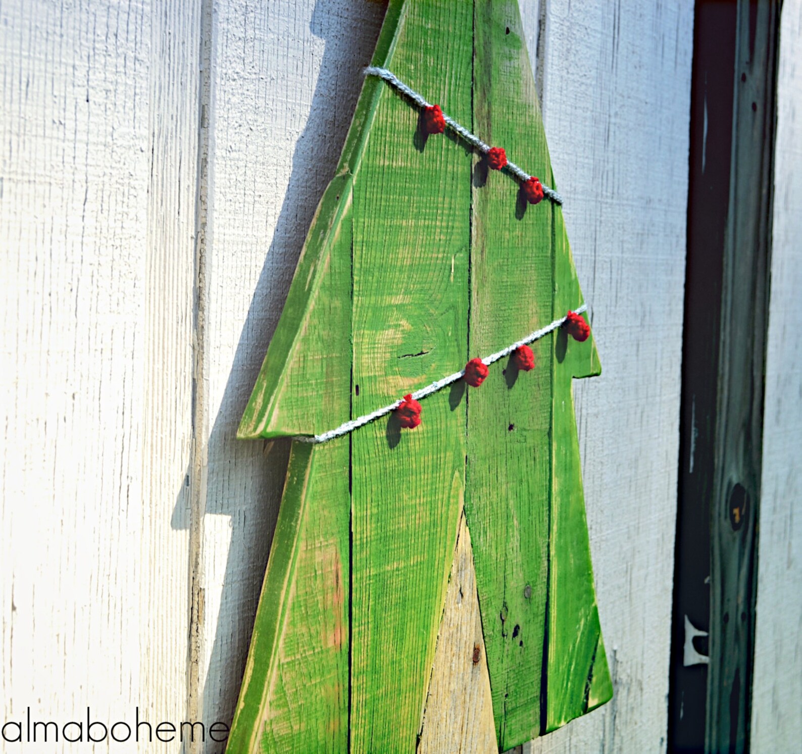 Christmas Wood Trees wall hangers pallet wood garland Etsy