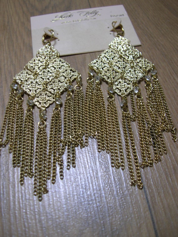 Kirks Folly goldtone leverback chandelier earrings