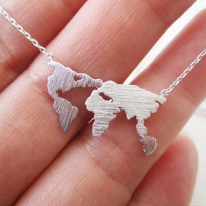 Collier carte du monde, collier globe. Collier du monde en or, or rose ou argent, cadeau de voyage