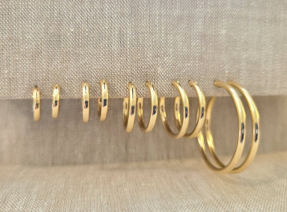 14K Gold Filled or Rose Gold Filled Hoop Earrings, Plain hoop snap post earrings, Classic everyday light weight hoop earring, stacking hoops
