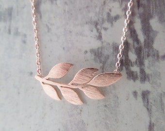 Leaf necklace in Gold, Silver or Rose Gold...dainty handmade necklace, everyday, simple, birthday, wedding, bridesmaid jewelry