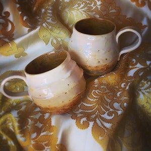 Handmade ceramic mug, handmade pottery cups, ombre mug, stoneware, ceramic, tableware, cups, mugs, caramel colour, star dust