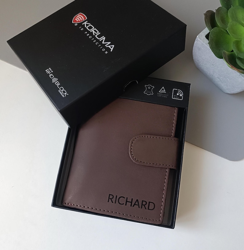 Personalised Leather RFID Wallet for Men, Personalized Gifts for Him, Boyfriend Husband Dad Grandad, Custom Wallets image 5
