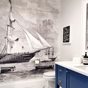 Ships Wallpaper - Schwarz-Weiß Wandbild | Vintage Tapete | Jillian Harris Badezimmer Tapete
