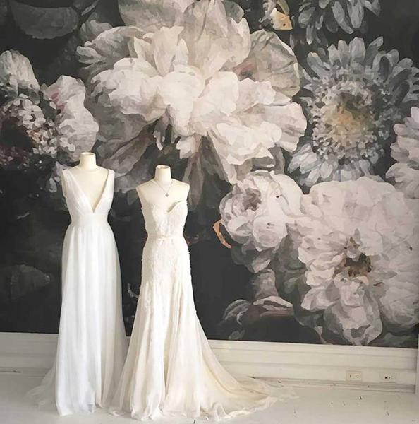 Dark Floral Wallpaper Vintage Mural Floral Wallpaper Etsy