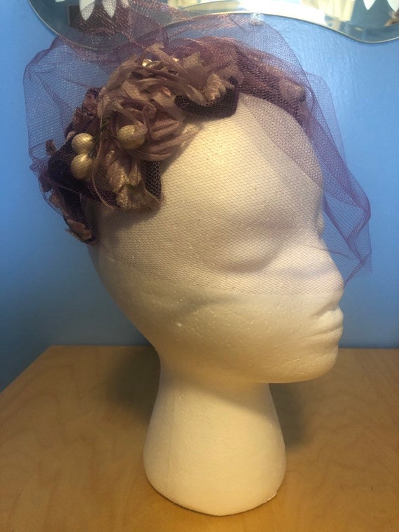 Vintage purple women's hat/fascinator