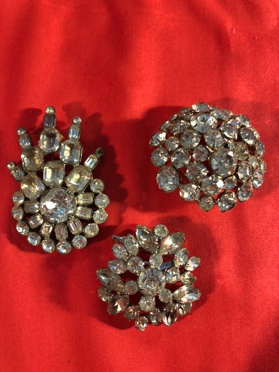 Set of three Vintage Rhinestone brooches