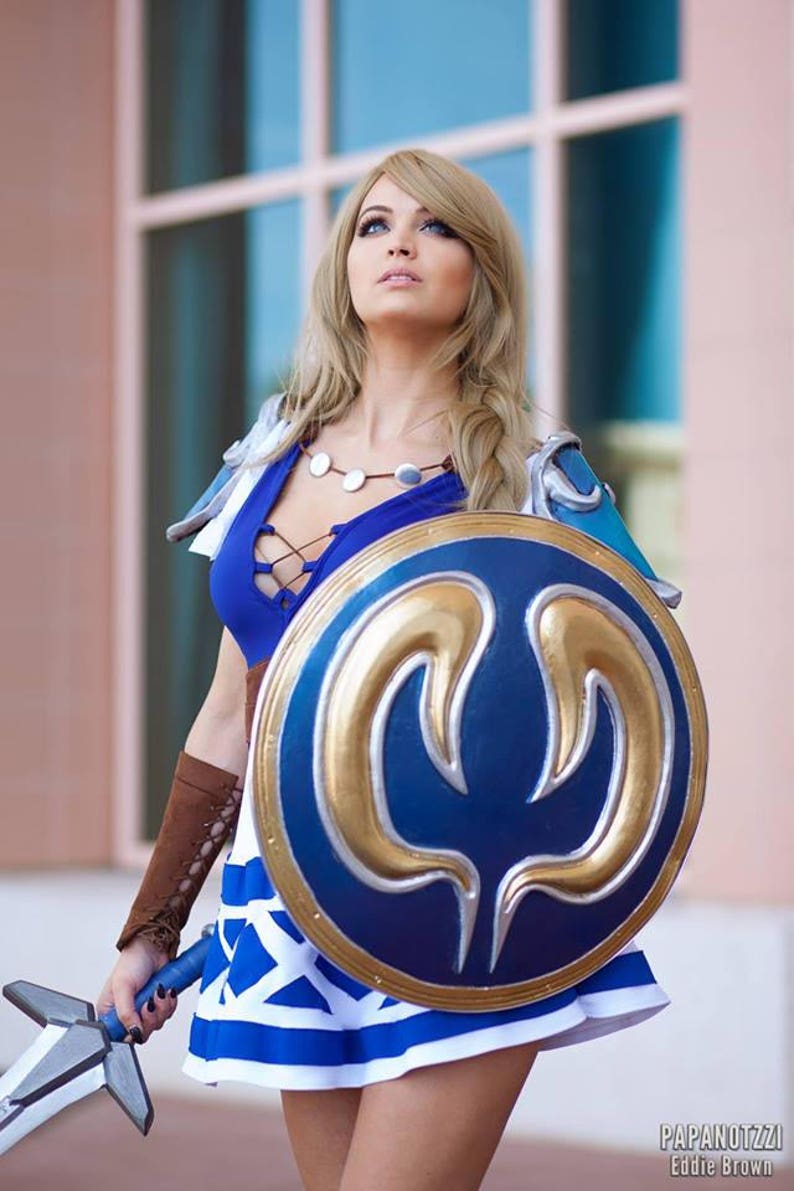 Soul Calibur inspired Shield