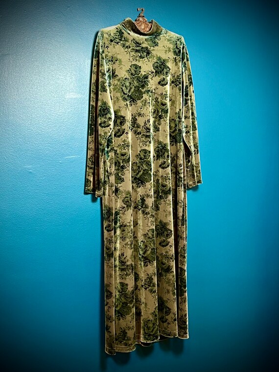 2X Mock Neck Floral Velvet Long Sleeve Dress in St