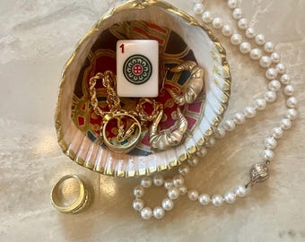 Mahjong Tile Decoupage Shell Ring Dish: Beach Decor Trinket Holder