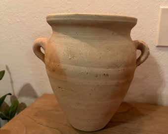 Indoor / Outdoor Clay Pot / Case