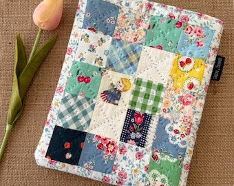 Funda de patchwork para Kindle Paperwhite, tela floral japonesa, diseño retro cosido a mano.