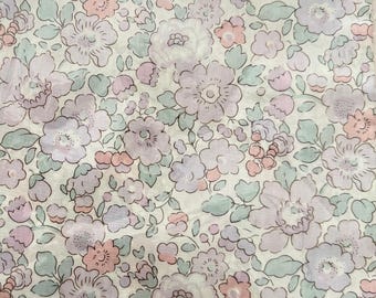 Liberty Tana Lawn impreso en Japón