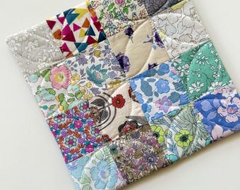 Una alfombra acolchada con estampado Liberty única en su tipo