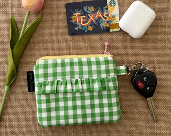 Bolso pequeño de cuadros vichy con volantes