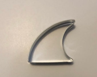 4.25" Shark Fin Cookie Cutter