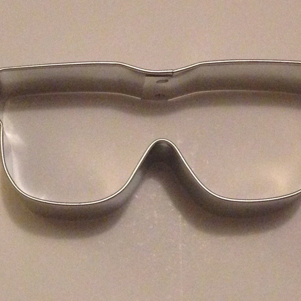 3.5" Sunglasses Cookie Cutter