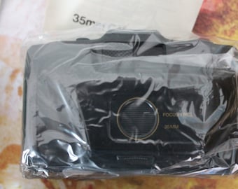 Generic Plastic Camera NOS 1990s