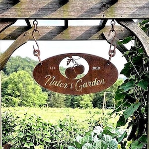 Oval METAL GARDEN SIGN personalized, veggie garden sign, tomato sign