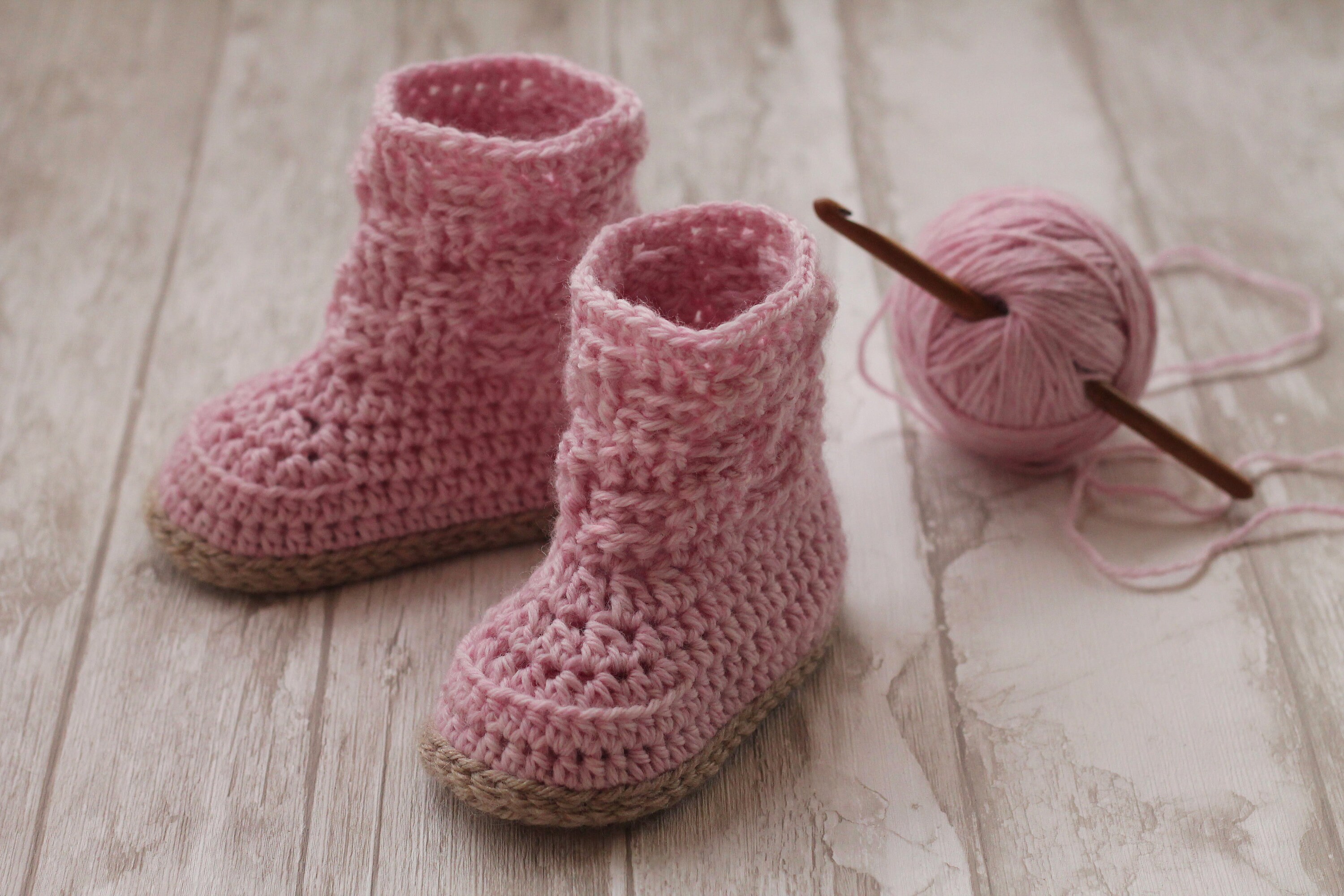 CROCHET PATTERN - "Basketweave Toddler" - toddler slipper crochet pattern,  Sizes US 5-8 Pdf