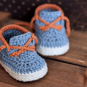 CROCHET PATTERN Boys Crochet Bootie PATTERN boots for baby boys booties Brogue Boot Crochet Pattern, Blue Denim English Language Only imagen 3