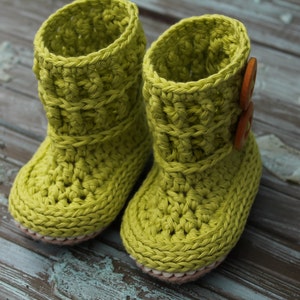 CROCHET PATTERN, baby booties , Wellington Baby Booties, Booty Pattern, Green Girls Boots, popular patterns, trending gifts, babyshower image 2