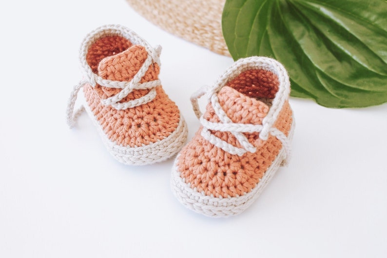 CROCHET PATTERN Boys Crochet Bootie PATTERN boots for baby boys booties Brogue Boot Crochet Pattern, Blue Denim English Language Only image 1