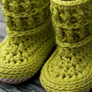 CROCHET PATTERN, baby booties , Wellington Baby Booties, Booty Pattern, Green Girls Boots, popular patterns, trending gifts, babyshower image 3