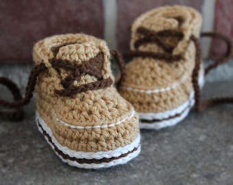 CROCHET PATTERN - Baby Booties Pattern "Forrester Boot" Crochet Baby Cute Bootie slipper Boots, 2019 trends, gifting ideas, inspiration