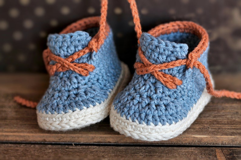 CROCHET PATTERN Boys Crochet Bootie PATTERN boots for baby boys booties Brogue Boot Crochet Pattern, Blue Denim English Language Only imagen 5
