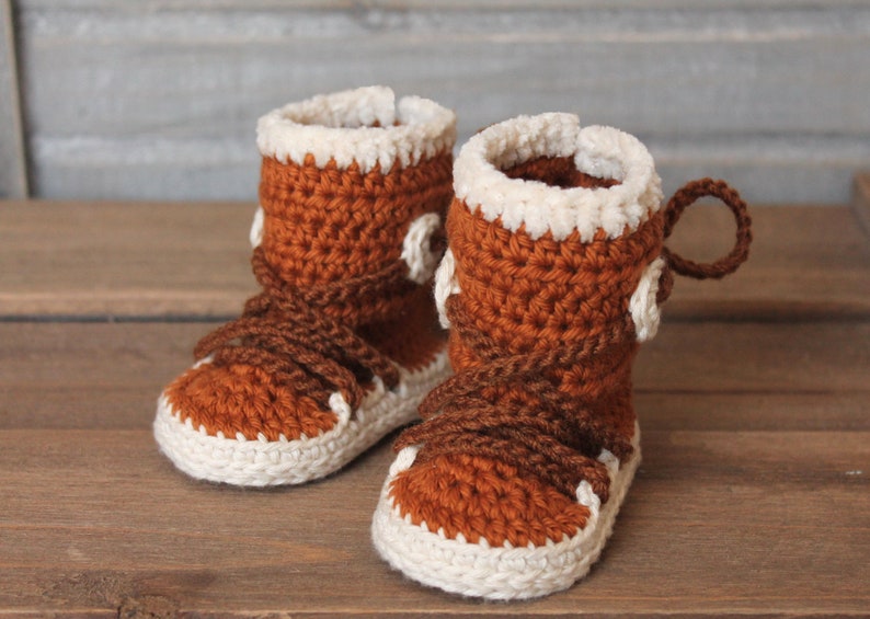 CROCHET PATTERN cute fur snow boots for baby boys and girls booties Bekley Snowboot Crochet Pattern image 2