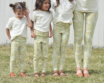 Kinderen katoenen gestreepte legging, lente zomer bijpassende eco geverfde legging, aangepast formaat duurzame milieuvriendelijke meisjeslegging, gemaakt in de VS