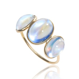 Three Stone Rainbow Moonstone Ring in 18K Yellow Gold