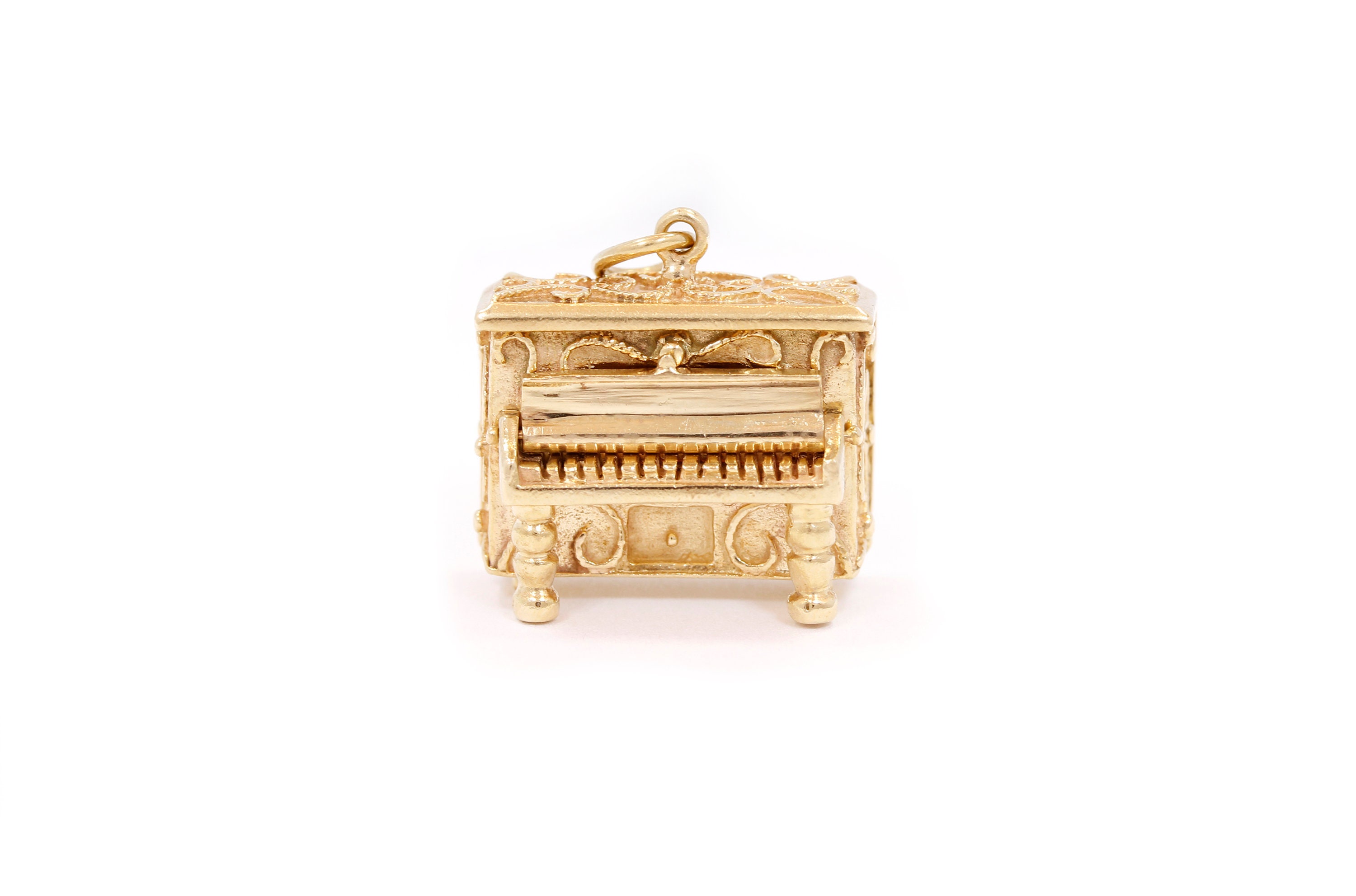 14K Yellow Gold Piano Charm 14K Yellow Gold Piano Charm