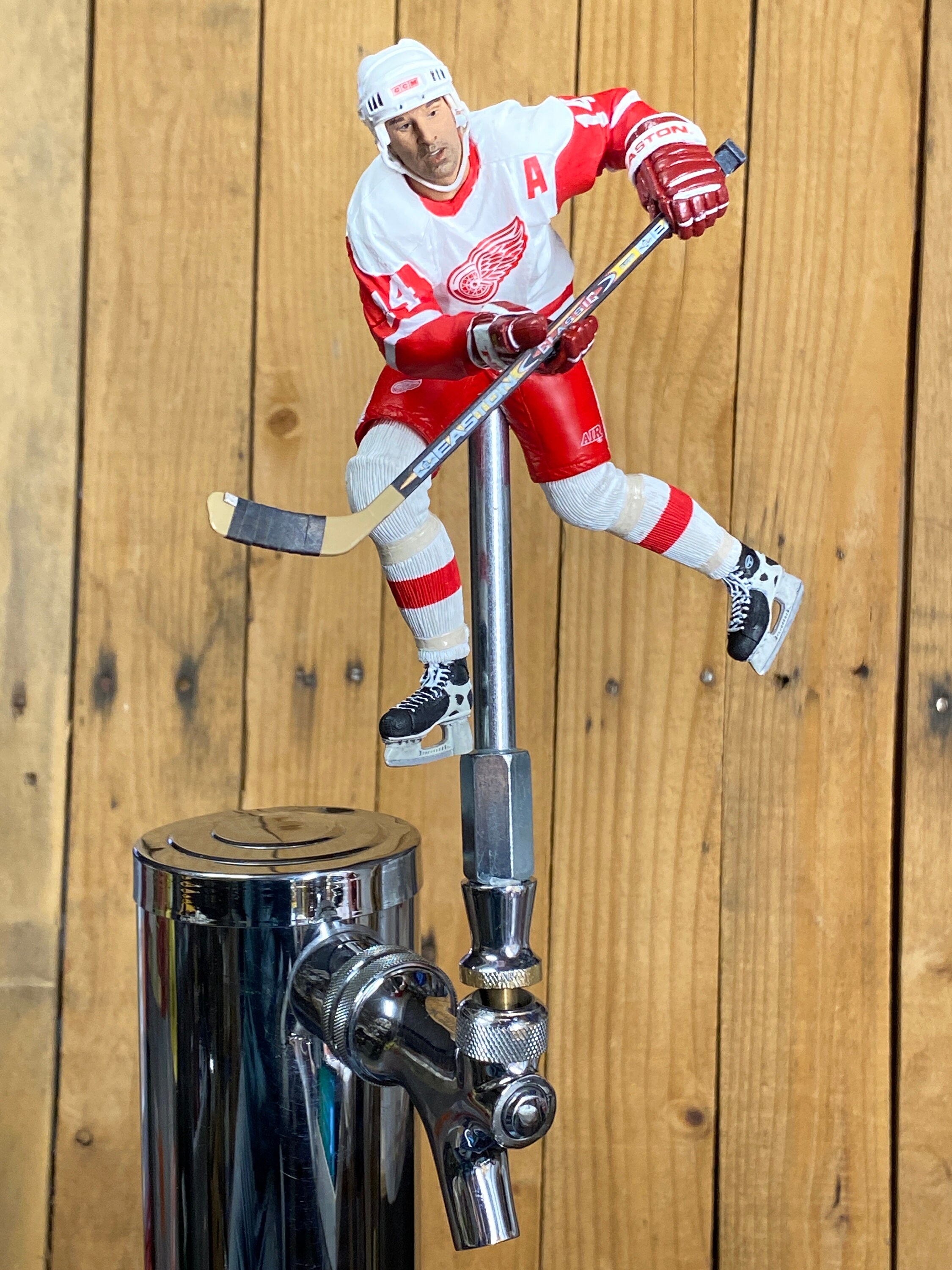 Vintage Miller Lite Detroit Red Wings Vortex Beer Tap Handle NHL