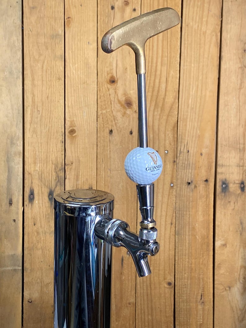 Grifo de cerveza Guinness, putter vintage, palo de golf y pelota imagen 2