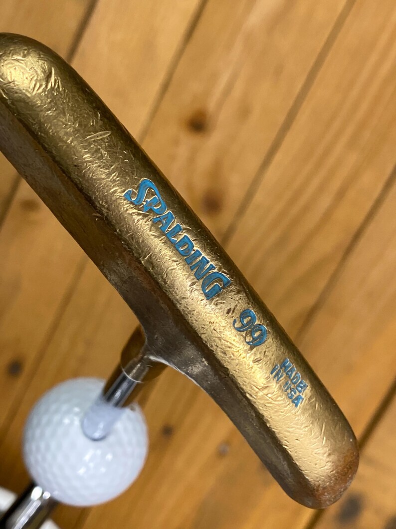 Grifo de cerveza Guinness, putter vintage, palo de golf y pelota imagen 10