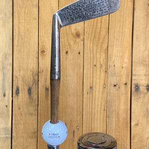 Michelob Ultra Beer Tap Handle for Vtg Hickory Shaft Putter Golf Club and Ball