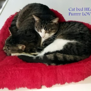 Pet bed HEART 3D with removable cover, very soft & comfortable Minky plush durable cat bed or small dog bed image 5
