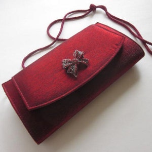Iridescent Scarlet Clutch w Vintage Red Rhinestone Bow Brooch Restyled La Regale Bejeweled Bag