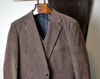 Vintage SEARS CENTURY CLUB Chocolate Brown Corduroy 3 Piece Suit Waistcoat Vest Trousers Braided Leather Buttons Size 46L Long