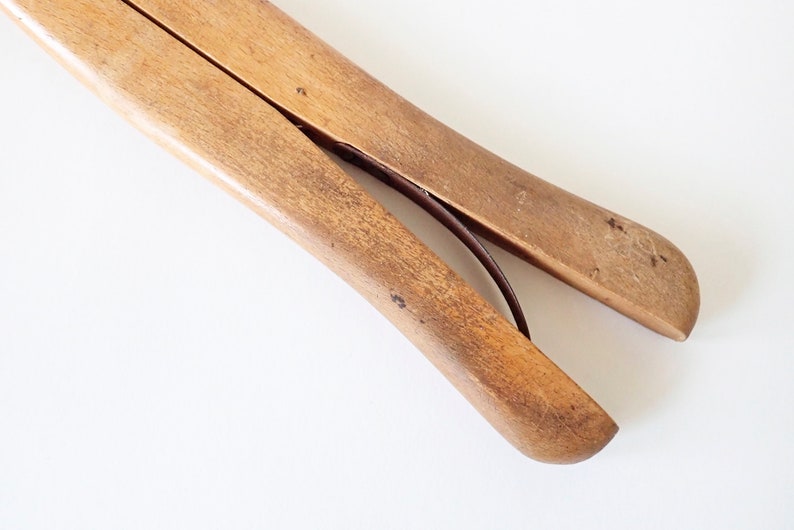 1900s Wooden Edwardian Glove-Turning Tongs with Spring Clamp Made by WH Hallett & Sons image 4